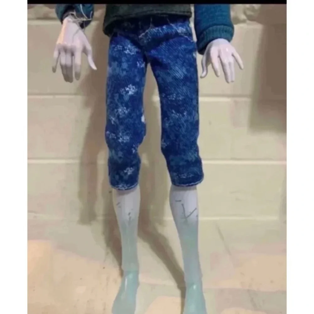 Monster High Scare-Mester INVISI BILLY 11.5